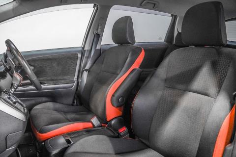 2012 Toyota Wish 2.0Z - Thumbnail