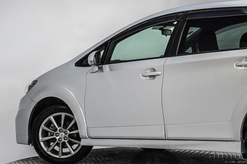 2012 Toyota Wish 2.0Z - Thumbnail