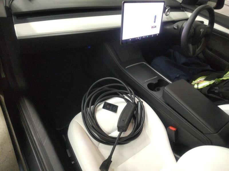 2021 Tesla Model 3 SR+