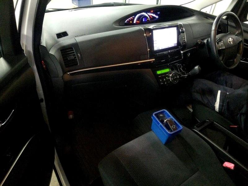 2014 Toyota Estima Aeras