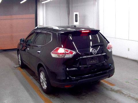 2015 Nissan X-trail 7 Seater - Thumbnail