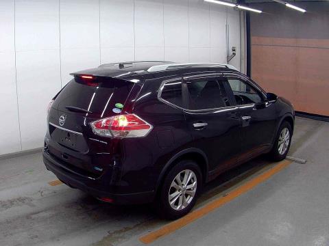 2015 Nissan X-trail 7 Seater - Thumbnail