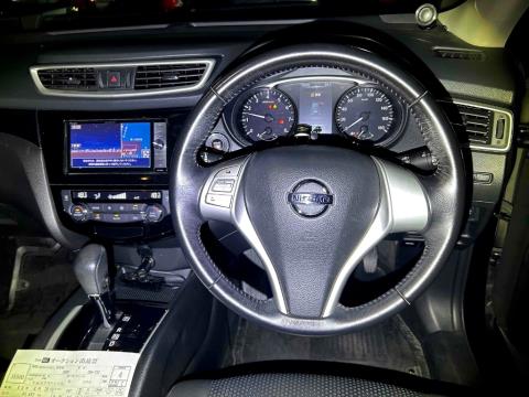 2015 Nissan X-trail 7 Seater - Thumbnail