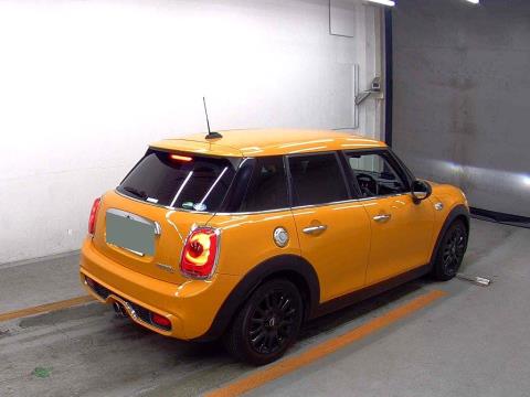 2015 Mini Cooper S - Thumbnail