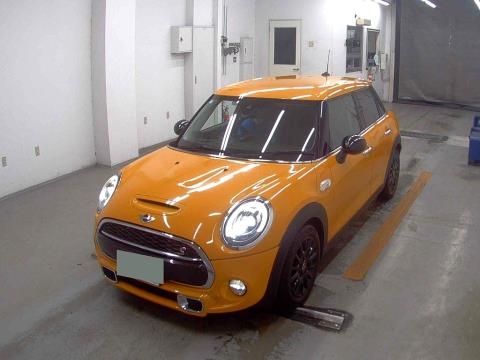 2015 Mini Cooper S - Thumbnail