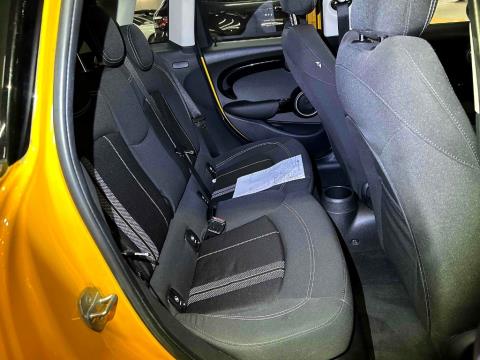 2015 Mini Cooper S - Thumbnail