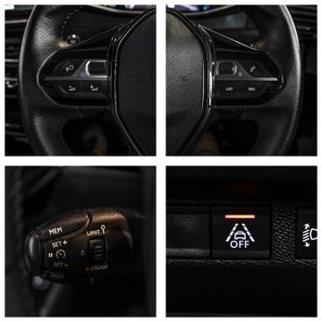 2022 Peugeot 2008 Allure SUV - Thumbnail