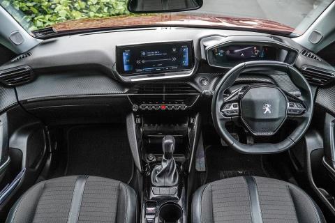 2022 Peugeot 2008 Allure SUV - Thumbnail