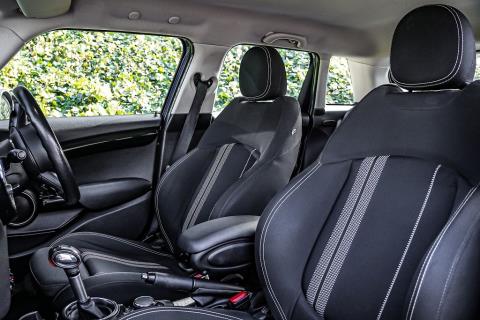 2015 Mini Cooper S - Thumbnail