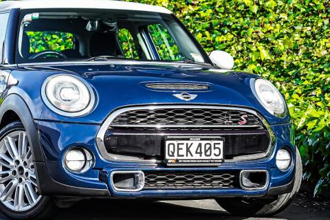2015 Mini Cooper S - Thumbnail
