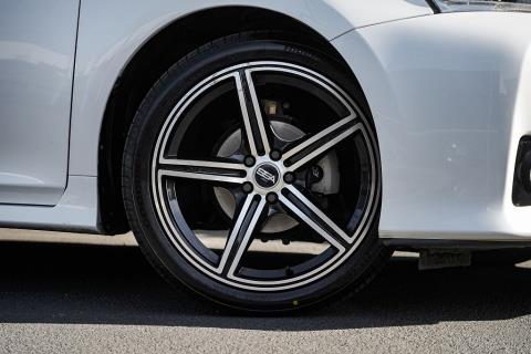 2011 Lexus CT 200h - Thumbnail