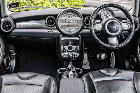 2009 MINI Cooper - Thumbnail