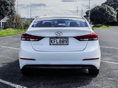2016 Hyundai Elantra - Thumbnail