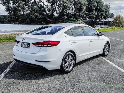 2016 Hyundai Elantra - Thumbnail