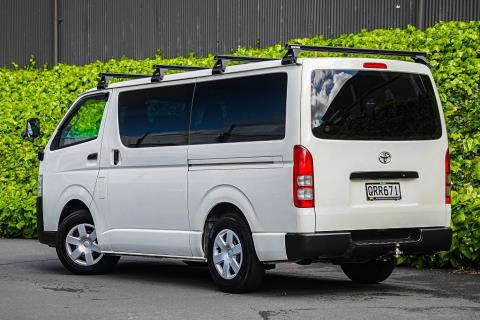 2019 Toyota Hiace ZL 5 Door - Thumbnail