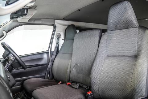 2020 Toyota Hiace ZL 5 Door - Thumbnail