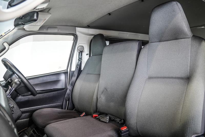 2020 Toyota Hiace ZL 5 Door