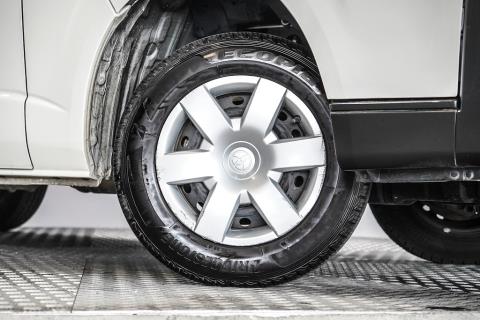 2020 Toyota Hiace ZL 5 Door - Thumbnail