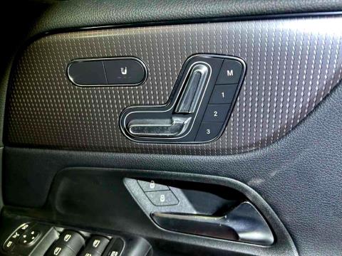 2020 Mercedes Benz B 180 - Thumbnail