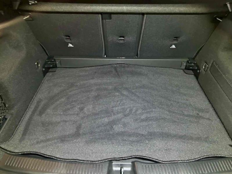 2020 Mercedes Benz B 180