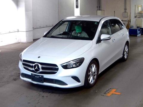 2020 Mercedes Benz B 180 - Thumbnail