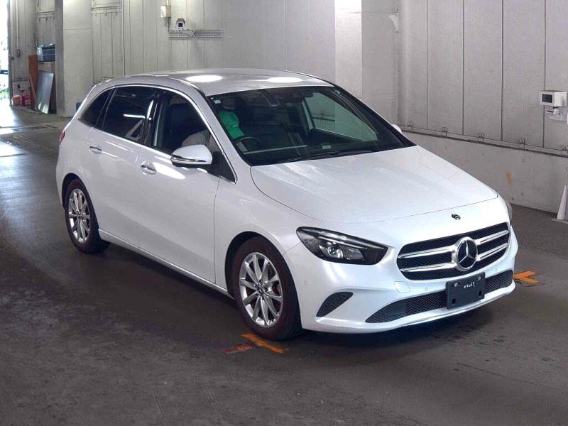 2020 Mercedes Benz B 180