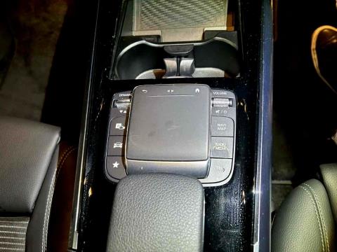 2020 Mercedes Benz B 180 - Thumbnail