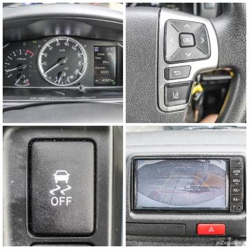 2020 Toyota Hiace ZL 5 Door - Thumbnail