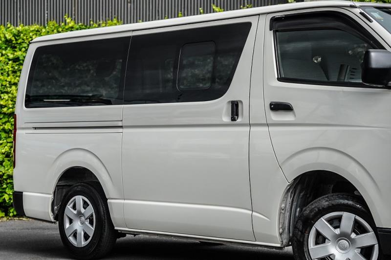 2020 Toyota Hiace ZL 5 Door