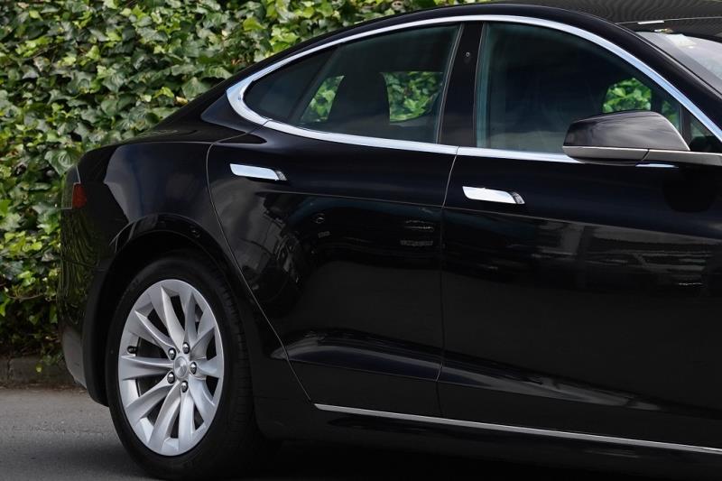 2017 Tesla Model S 75