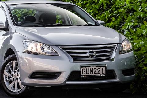 2013 Nissan Pulsar ST - Thumbnail