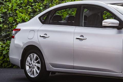 2013 Nissan Pulsar ST - Thumbnail
