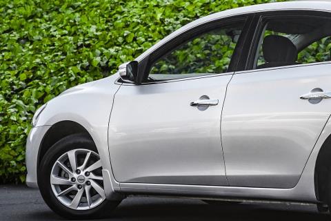 2013 Nissan Pulsar ST - Thumbnail