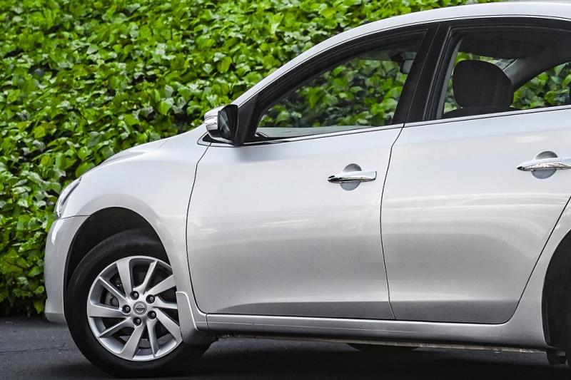 2013 Nissan Pulsar ST