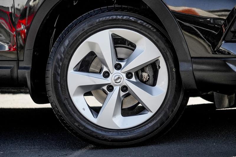 2021 Nissan Qashqai ST / Dualis
