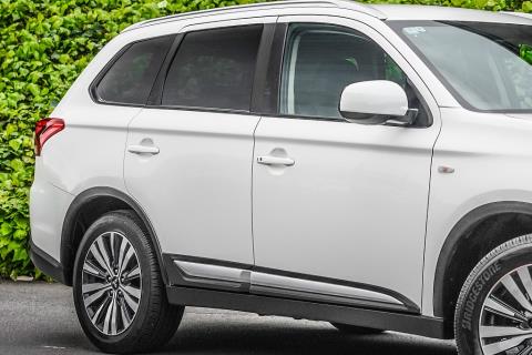2022 Mitsubishi Outlander LS 7 Seater - Thumbnail