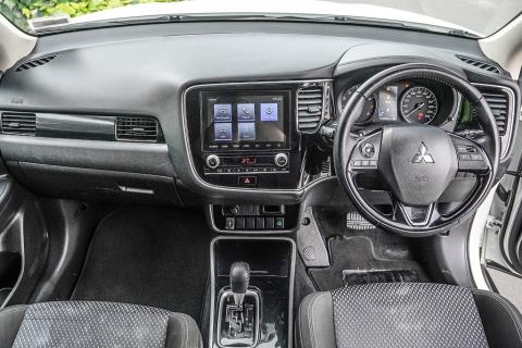 2022 Mitsubishi Outlander LS 7 Seater - Thumbnail