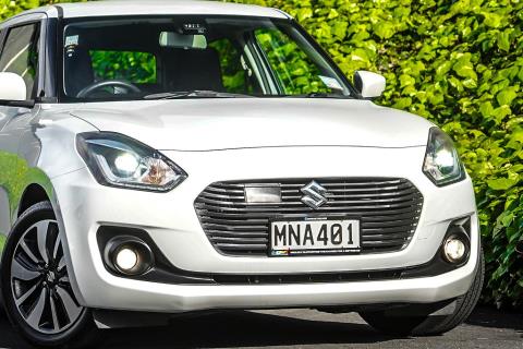 2019 Suzuki Swift RS Turbo - Thumbnail