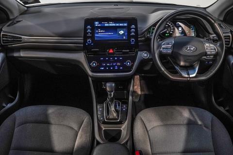 2022 Hyundai Ioniq PHEV Gen 2 - Thumbnail