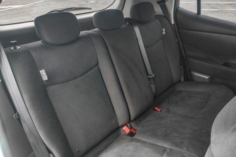 2018 Nissan Leaf 30X 66.7% SOH - Thumbnail