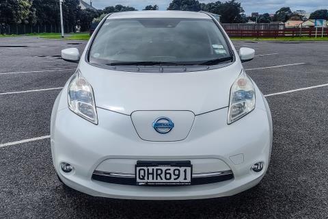 2018 Nissan Leaf 30X 66.7% SOH - Thumbnail