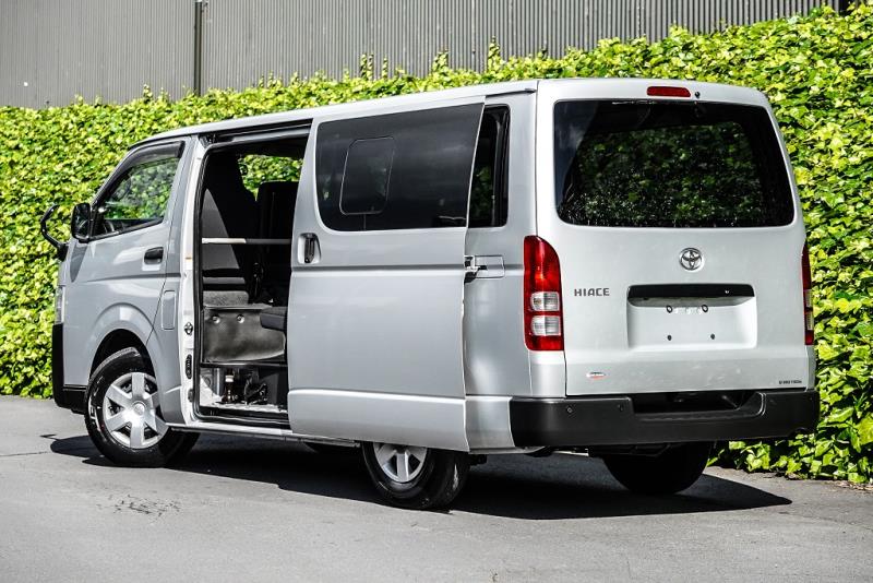 2021 Toyota Hiace ZL 5 Door