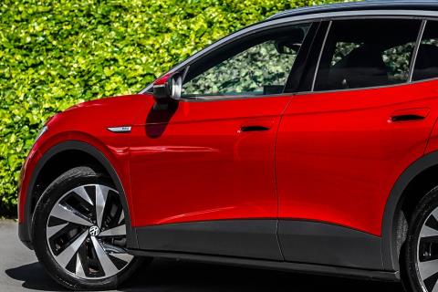 2023 Volkswagen ID.4 Pro 82kWh - Thumbnail