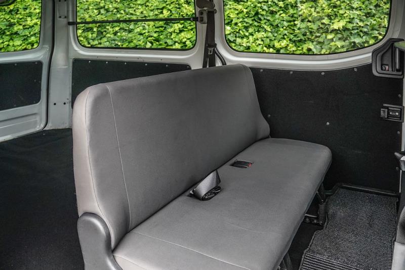 2022 Nissan NV350 / Caravan 5 Door