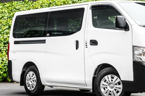 2022 Nissan NV350 / Caravan 5 Door - Thumbnail