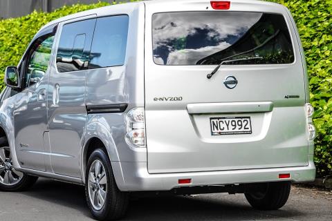 2015 Nissan e-NV200 7 Seater - Thumbnail