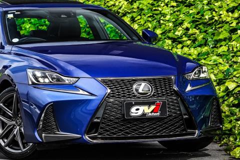2016 Lexus IS 200T F Sport - Thumbnail