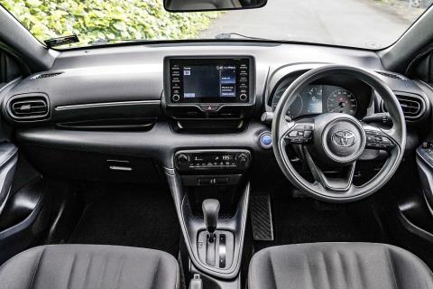 2021 Toyota Yaris Hybrid / Vitz - Thumbnail