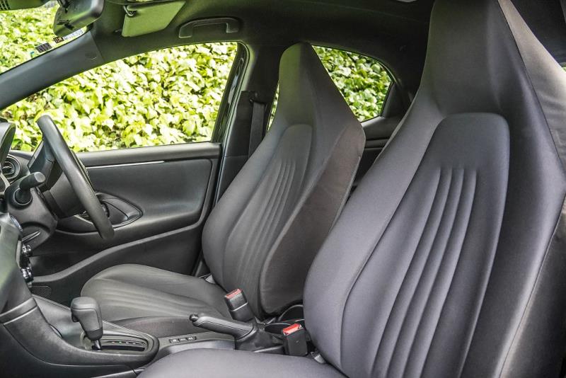 2021 Toyota Yaris Hybrid / Vitz