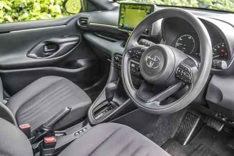 2021 Toyota Yaris Hybrid / Vitz - Thumbnail